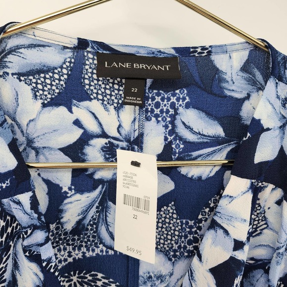 Lane Bryant blue floral wrap front tunic top short bell sleeves Plus Size 22 NWT - Picture 2 of 5